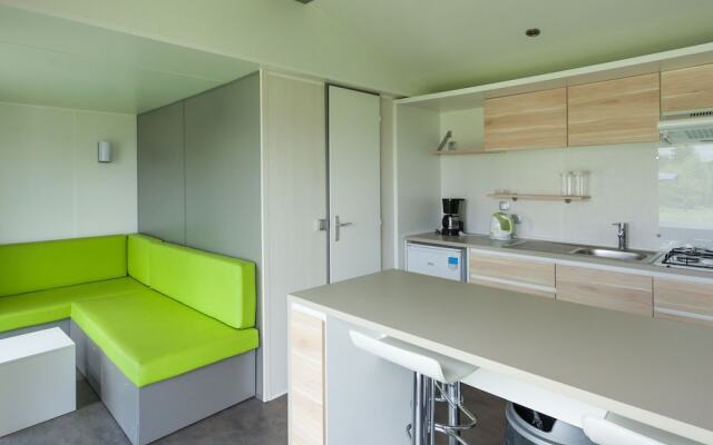 Cozy Mobile Home in Januv Dul With Swimming Pool