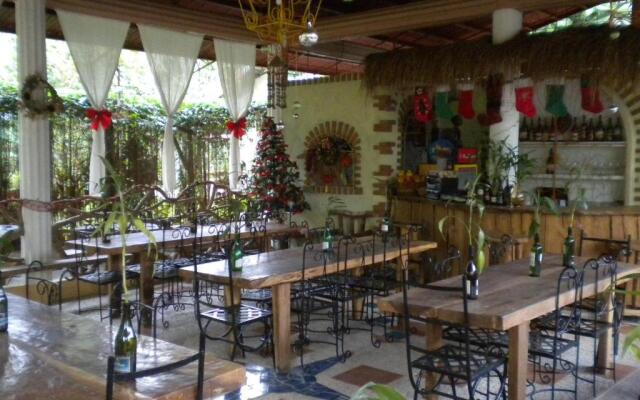 Relaxing Garden Resort