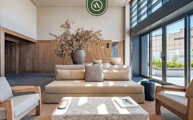 Luxury Studio - Revolution Monument View - Pool