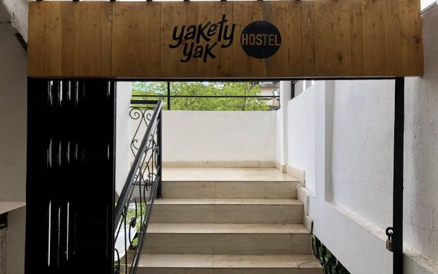 Yakety Yak Hostel