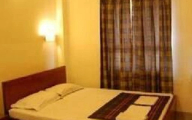 OYO 14085 Sharda Hotel