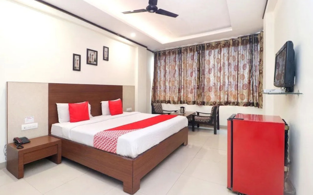 Chevron International By OYO Rooms