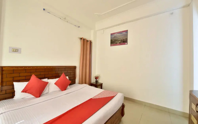 Oyo 12825 Omkara Homestay