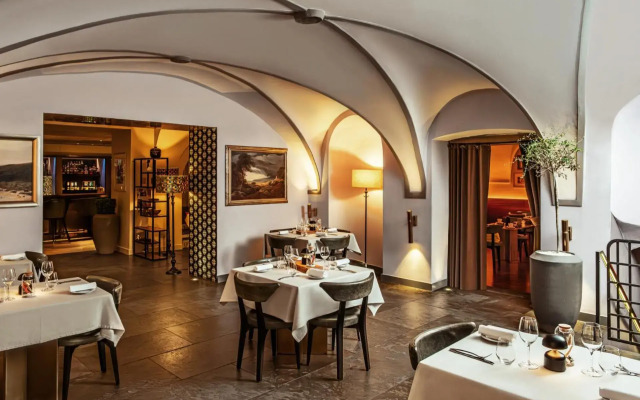 Mandarin Oriental, Prague