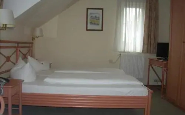 Hotel am Wariner See