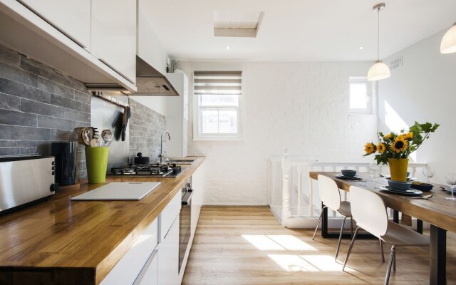 Excellent Earlsfield Home close to Wandsworth Common