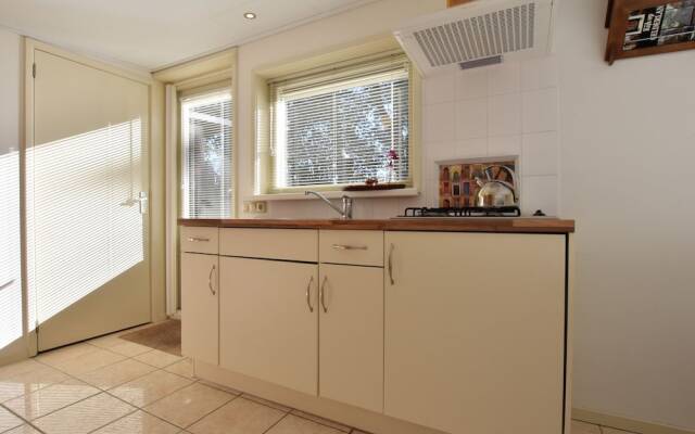 Peaceful Bungalow in Voorthuizen with Private Garden