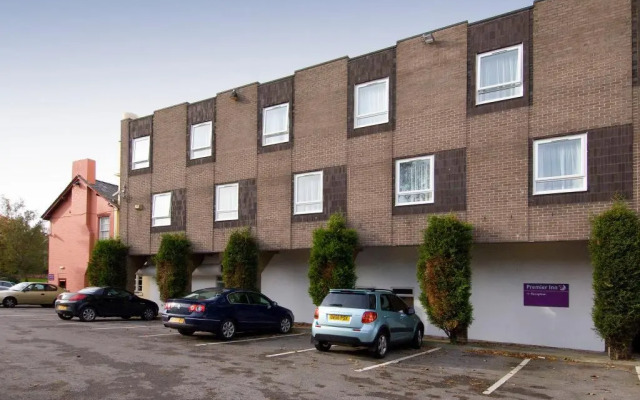 Premier Inn Manchester Altrincham