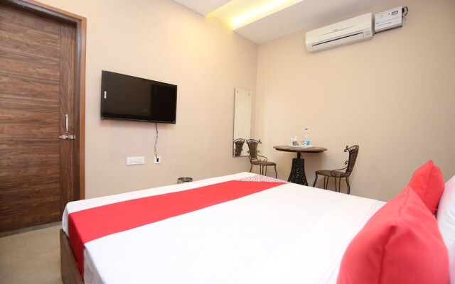 Hotel Platina By OYO Rooms