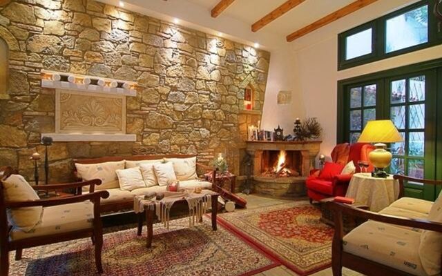 Artemiss Boutique Hotel