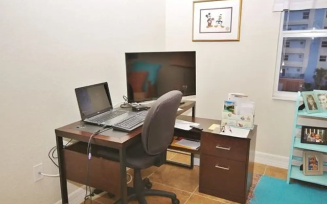 Oceanwalk 18-407 Apartment 3