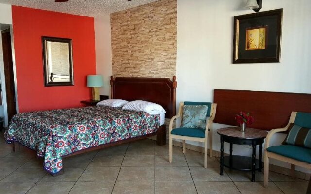 Lago Motor Inn