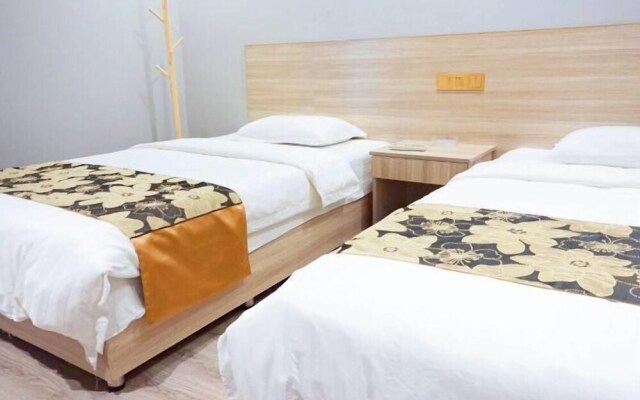 Huguang Hostel