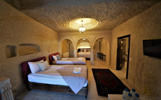 Dedeli Konak Cave Hotel