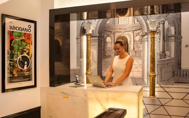 Teatro Boutique Rooms & Suites