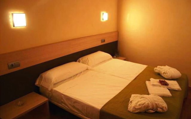 Hotel Marisqueria Cal Tet