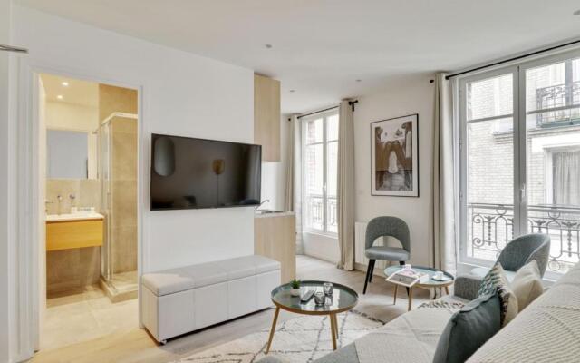 160 Suite Eve Brand new 1 BDR APT Paris