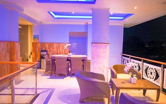 E Luxury Suites Seminyak by InnApps