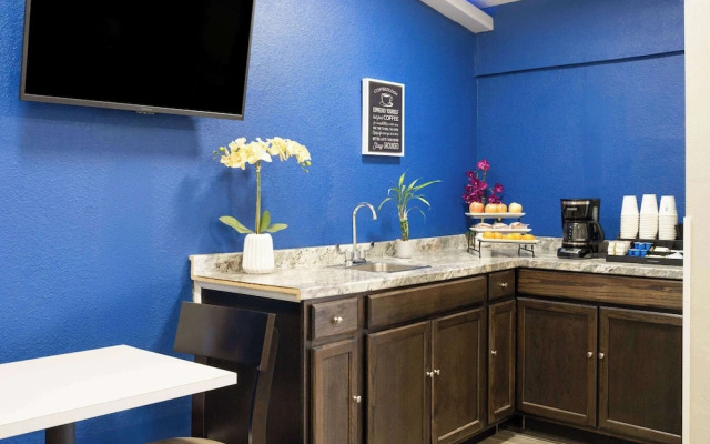 Days Inn by Wyndham Salisbury, NC