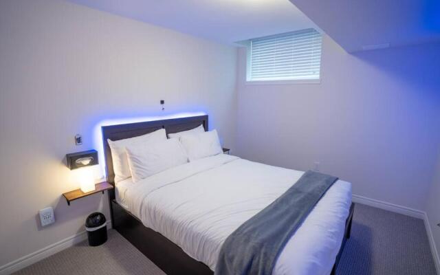 8 BEDS The Central - 15 Mins To The Falls