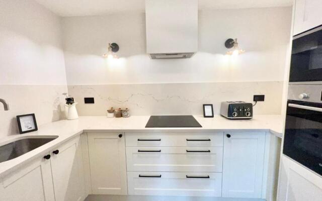 Redland Suites - Apartment 2
