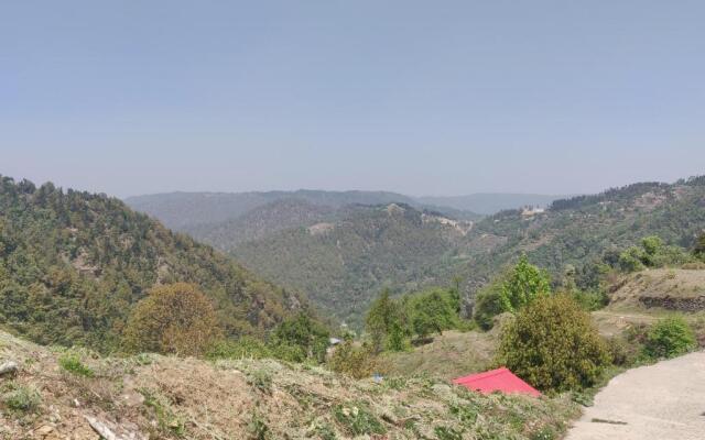 Poetry By The Hills Homestay, Mukteshwar