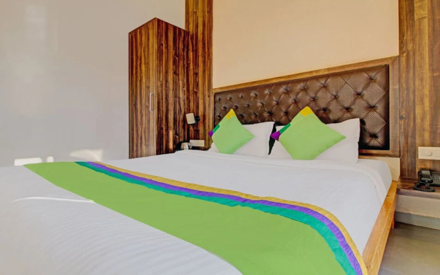 Treebo Trend Hotel Green Woods