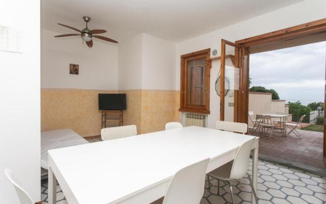 M48 - Marcelli, trilocale con giardino vista mare
