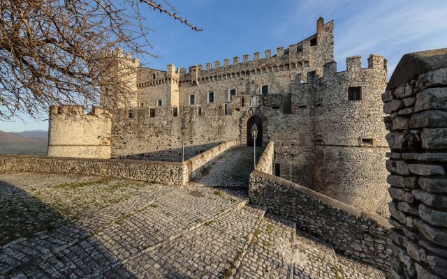 Castello Orsini Hotel