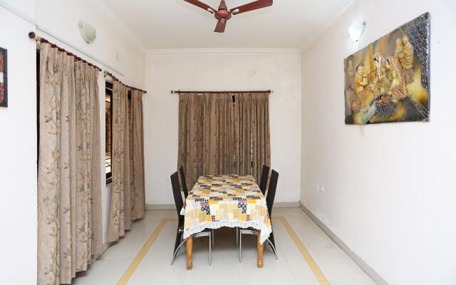 OYO Flagship 4877 Aradhya residency