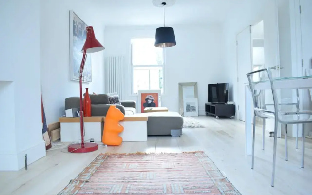 Newly Refurbished 2 Bedroom Property in Peckham