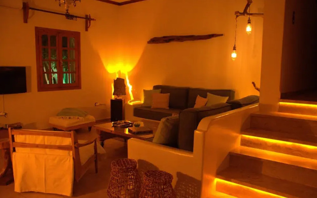 Zephyrus Sunset House