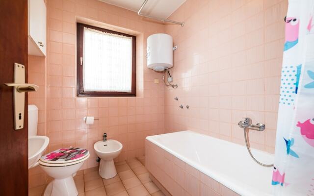 Apartment Ljubica With Nice Garden 1