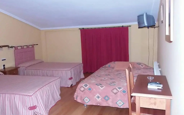 Hostal San Antolin