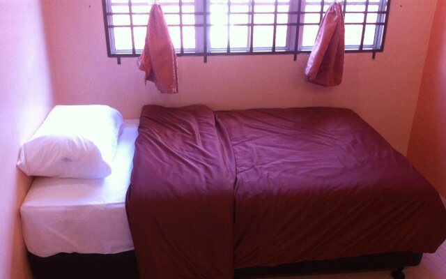 Melaka Batu Berendam Ara Permai Homestay 22