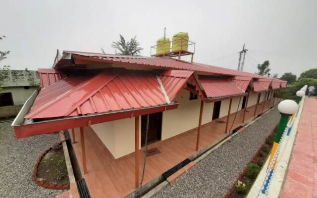 Goroomgo Blue Moon Bhimtal