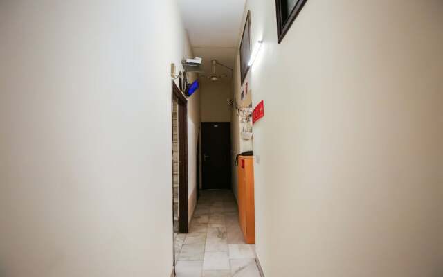 Oyo 4601 City Plaza