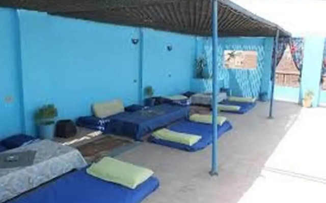 Oasis Hotel