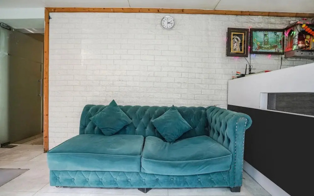 Fabhotel Twigo Inn