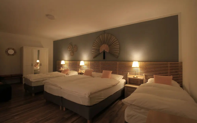Asia Dreieck Pension Zimmer