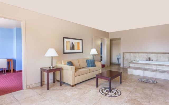 Days Inn & Suites Mesa