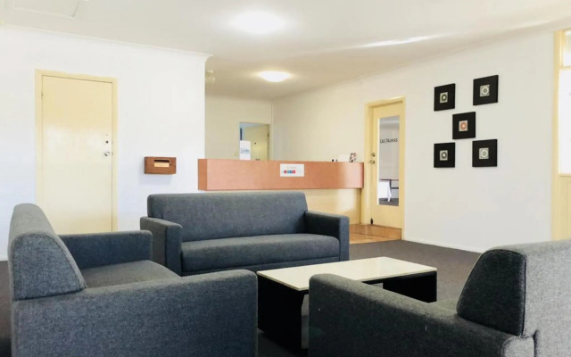 Carseldine Palms Motel