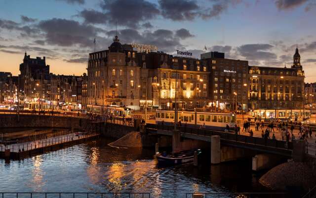Park Plaza Victoria Amsterdam