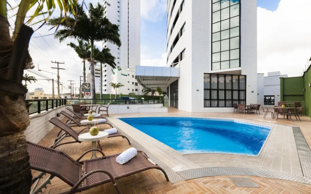 Quality Hotel And Suites Natal