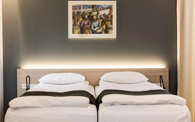 South Coast Hotel
