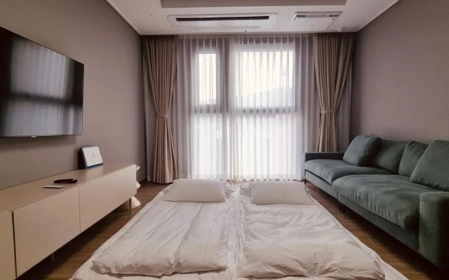 Sollago Myeongdong Hotel & Residence