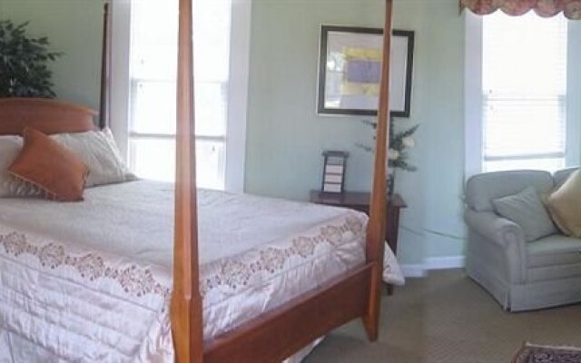 Aida's Victoriana Inn