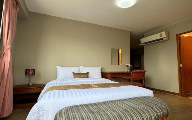 United Tower Thonglor by Aspira