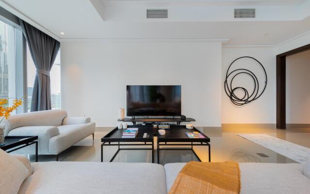 DXB - Opera Grand - 401 - DT