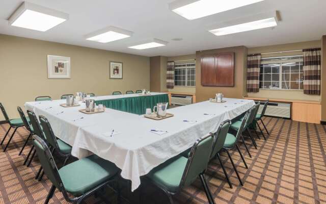 Microtel Inn & Suites by Wyndham West Chester
